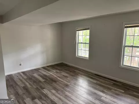 Living - 6921 Babbling Brook Dr, Rex, GA 30273 photo 2 of 4