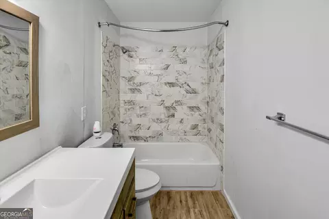Bath - 6921 Babbling Brook Dr, Rex, GA 30273 photo 6 of 7