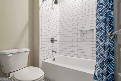 Bath - 5124 N Pratt St, Covington, GA 30014 photo 5 of 5