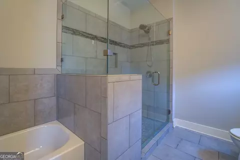 Bath - 9117 Dearing St SE, Covington, GA 30014 photo 1 of 4