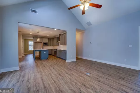 Living - 9117 Dearing St SE, Covington, GA 30014 photo 6 of 7