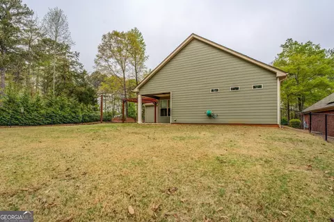 Exterior - 9117 Dearing St SE, Covington, GA 30014 photo 7 of 8