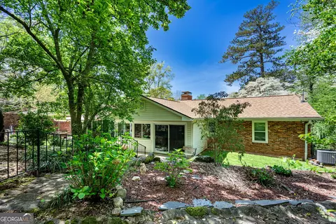 Exterior - 218 Westwood Dr, Lagrange, GA 30240 photo 12 of 14