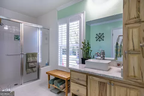 Bath - 218 Westwood Dr, Lagrange, GA 30240 photo 4 of 4