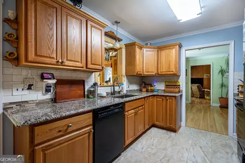 Kitchen - 218 Westwood Dr, Lagrange, GA 30240 photo 1 of 3