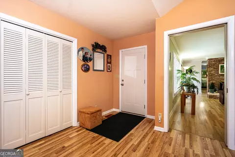 Entry Way - 218 Westwood Dr, Lagrange, GA 30240 photo 2 of 2