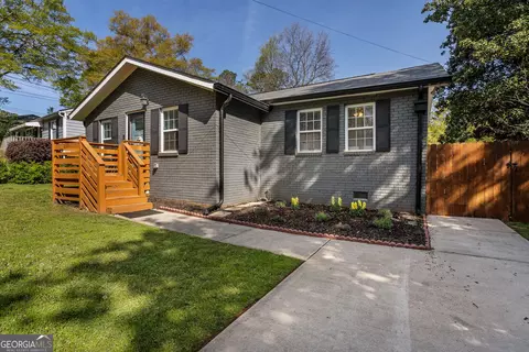 2189 Gordon Cir SE, Smyrna, GA 30080