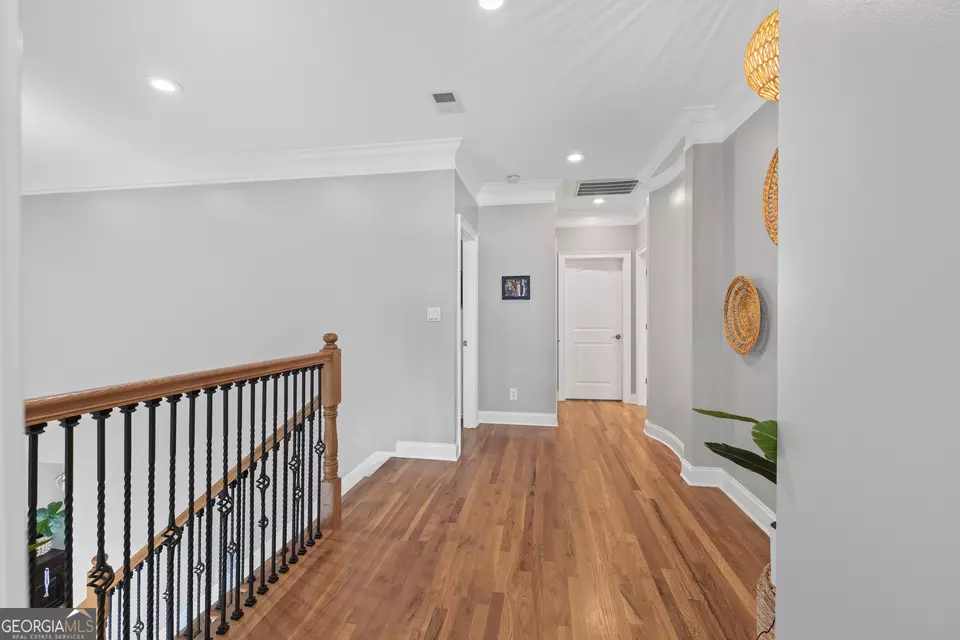 Entry Way - 256 Erin Shores Dr, Sparta, GA 31087 photo 8 of 9