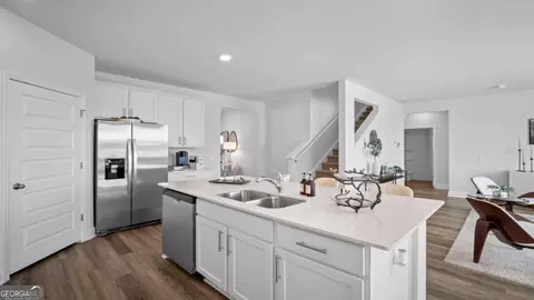 Kitchen - 143 Buckeye Rd, Guyton, GA 31312 photo 2 of 3