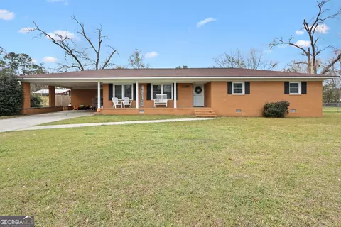 280 S Lewis St, Metter, GA 30439