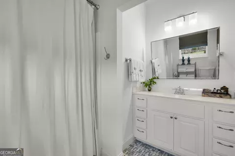 Bath - 748 Adabelle Rd, Register, GA 30452 photo 5 of 8