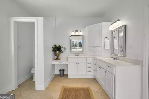 Bath - 748 Adabelle Rd, Register, GA 30452 photo 3 of 8