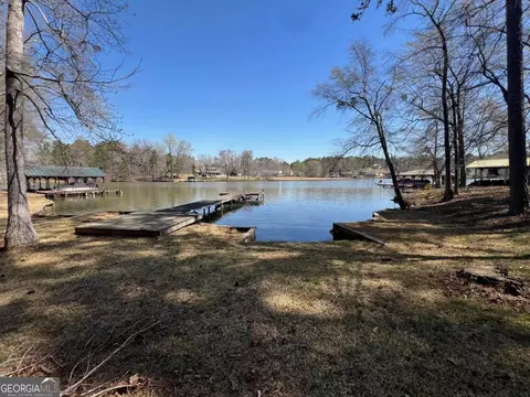 919 S Steel Bridge Rd, Eatonton, GA 31024