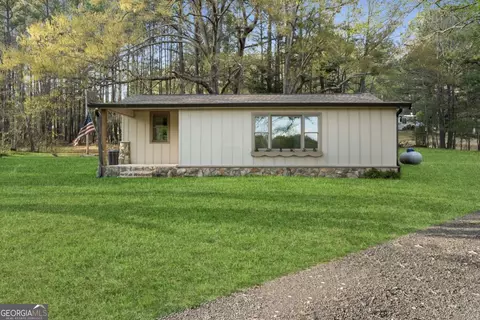 32 Cliff Payton Cir, Newnan, GA 30263