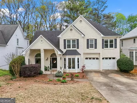 4829 Thicket Path NW, Acworth, GA 30102