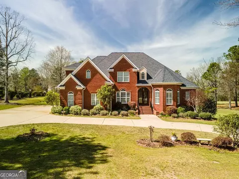 271 Greenview Ter, Macon, GA 31220