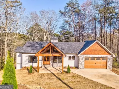 14 Vista Heights Dr, Ellijay, GA 30540