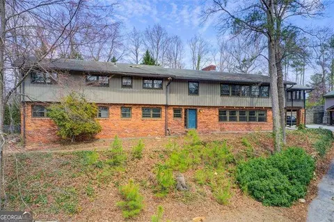 120 Maryeanna Dr, Atlanta, GA 30342
