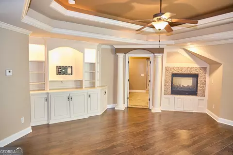Living - 65 Lotus Ln, Covington, GA 30016 photo 8 of 10