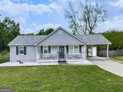 17 Winter Wood Ct, Taylorsville, GA 30178