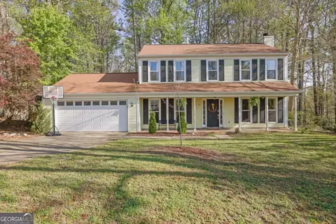 925 Crab Orchard Dr, Roswell, GA 30076