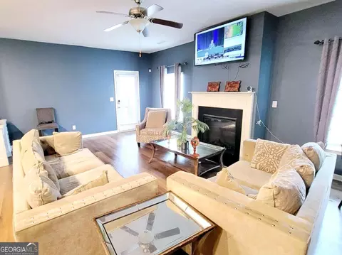 Living - 113 Citadel Dr, Hampton, GA 30228 photo 2 of 2