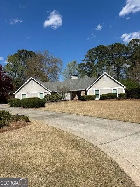 595 Willow Knoll Dr SE, Marietta, GA 30067