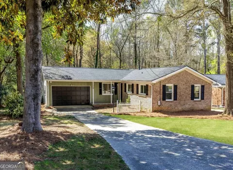 1488 Drayton Woods Dr, Tucker, GA 30084