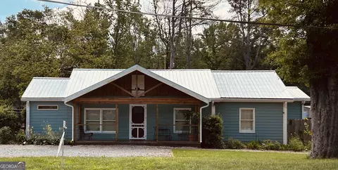 6121 N Main St SE, Acworth, GA 30101