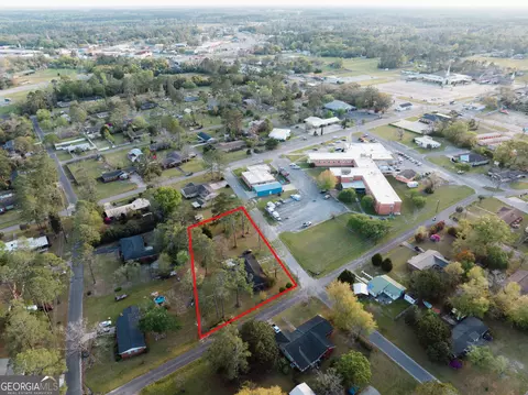 732 Bud St, Blackshear, GA 31516 photo 8