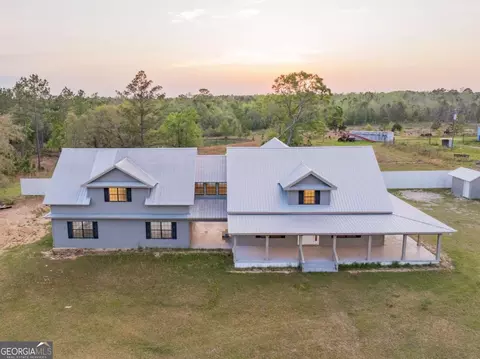 469 Dyal Rd, Baxley, GA 31513