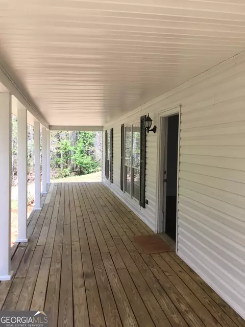 Exterior - 25 Dove Pt, Covington, GA 30016 photo 2 of 5