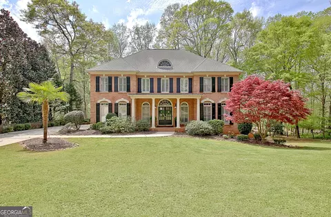 285 Broadmoor Dr, Fayetteville, GA 30215