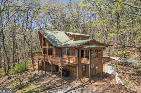 1788 Thomas Rd, Cleveland, GA 30528
