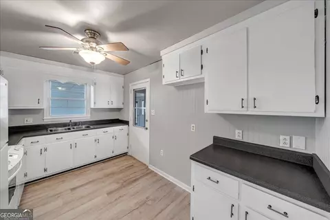 Kitchen - 2875 Estates Rd, Macon, GA 31216 photo 1 of 3