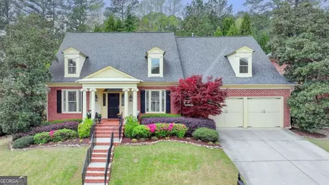 8070 Georgetown Cir, Suwanee, GA 30024