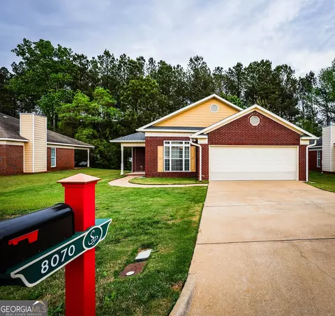 8070 Santee Ct, Columbus, GA 31909