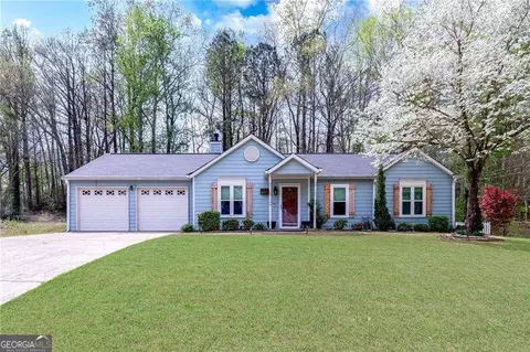 603 Bluff Dr, Woodstock, GA 30188