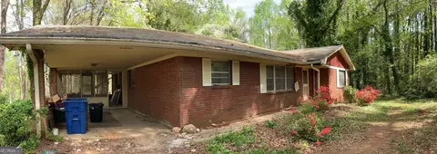 8395 Rivertown Rd, Fairburn, GA 30213
