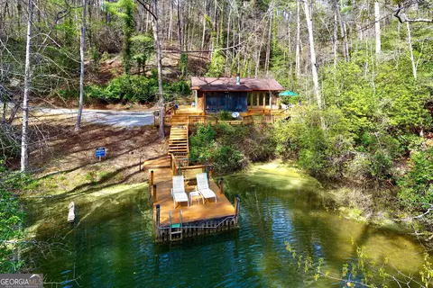 1102 Yonah Lake Rd, Toccoa, GA 30577
