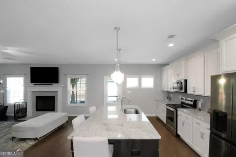 Kitchen - 5002 Tybalt Run, Forsyth, GA 31029 photo 3 of 5