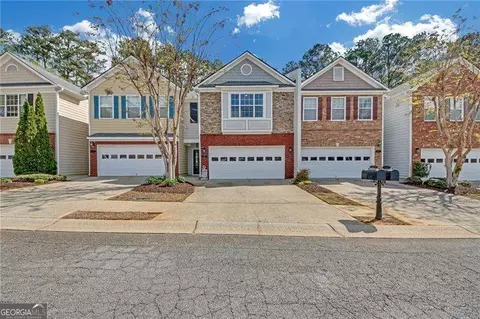 545 Woodland Park Ter, Lawrenceville, GA 30043