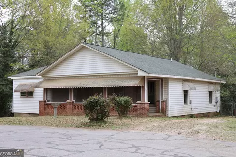 302 Circle Dr, Cornelia, GA 30531 photo 2