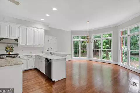 Kitchen - 107 Windridge, Lagrange, GA 30240 photo 6 of 7