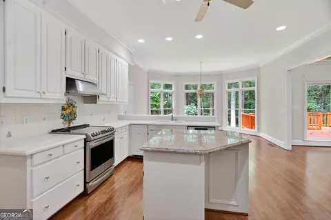 Kitchen - 107 Windridge, Lagrange, GA 30240 photo 3 of 7