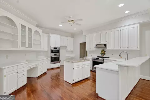 Kitchen - 107 Windridge, Lagrange, GA 30240 photo 5 of 7