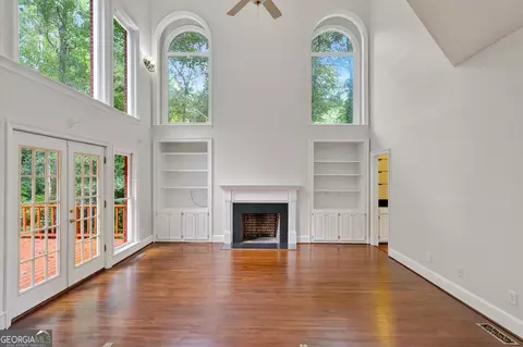 Living - 107 Windridge, Lagrange, GA 30240 photo 2 of 4