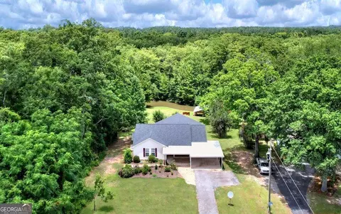 132 Water Front Dr #17, Cobb, GA 31735