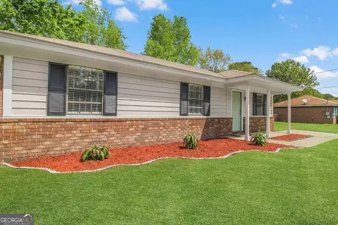 197 Sequoia Cir, Hinesville, GA 31313