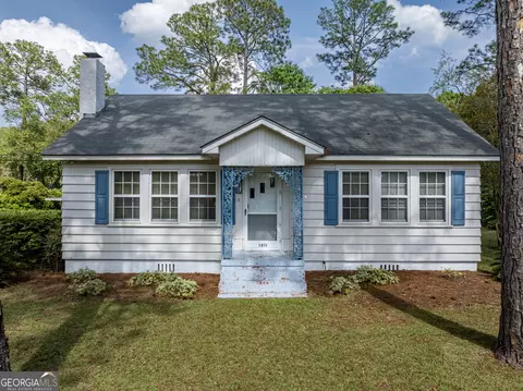 1811 Moore Hwy, Tifton, GA 31794